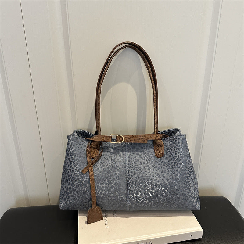 Stilvolle Gepardendruck-Handtasche