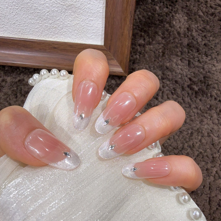 Elegante French Tip Press-On Nägel Karnz