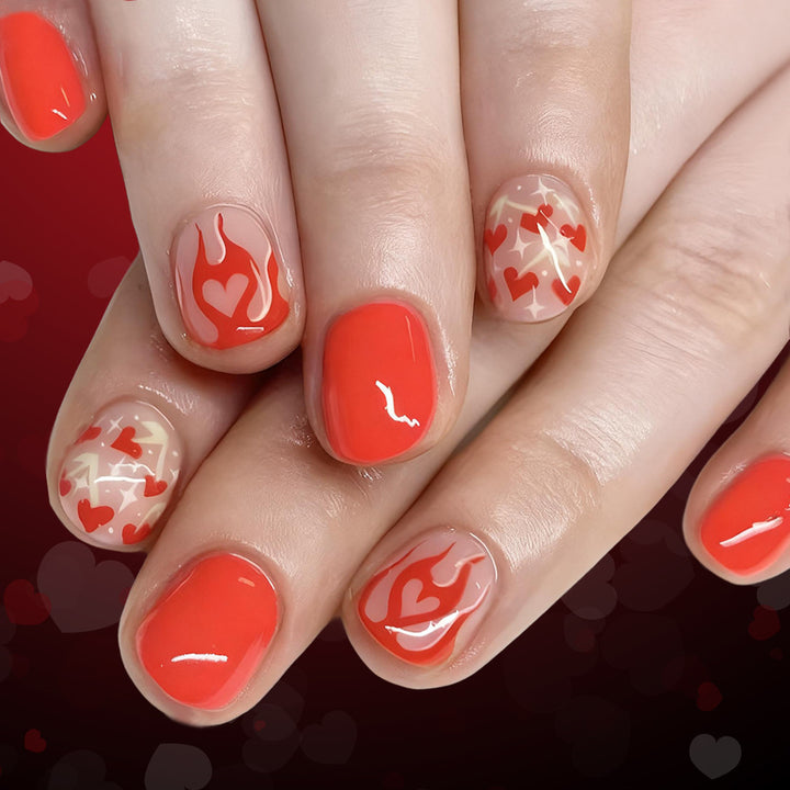 Dekoratives Herz-Themen Nagelkunst-Set Karnz