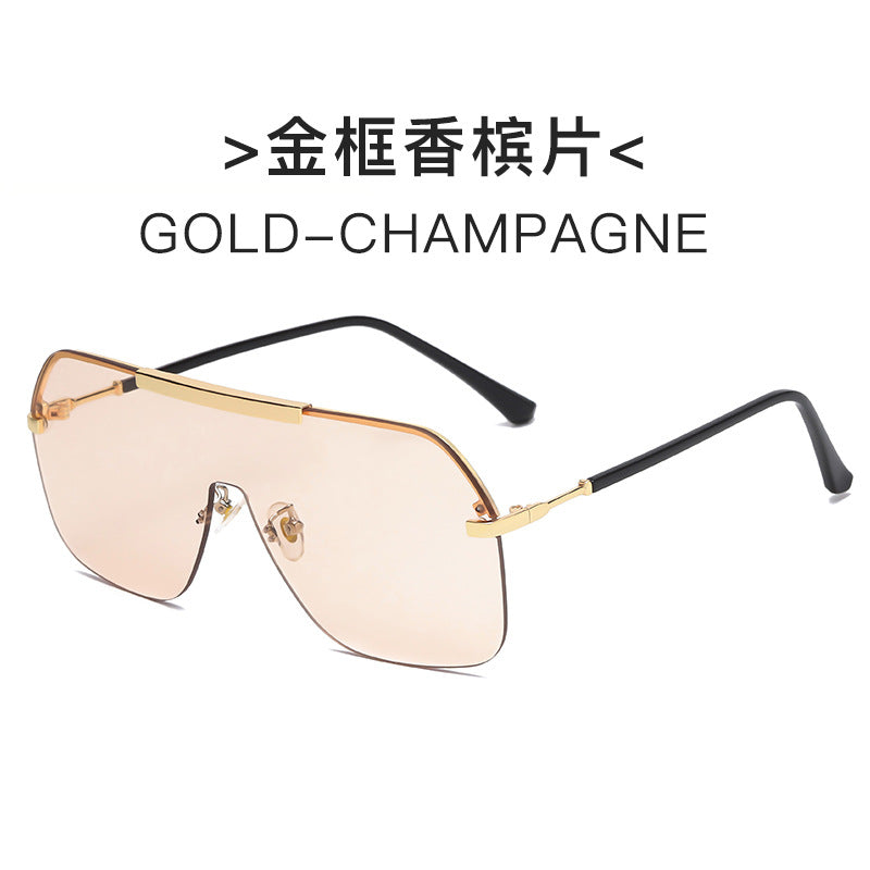 Damen extravagante oversized Sonnenbrille mit futuristischem Design Karnz