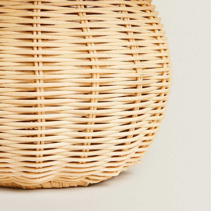 Handgefertigte Rattan-Tischlampe Karnz