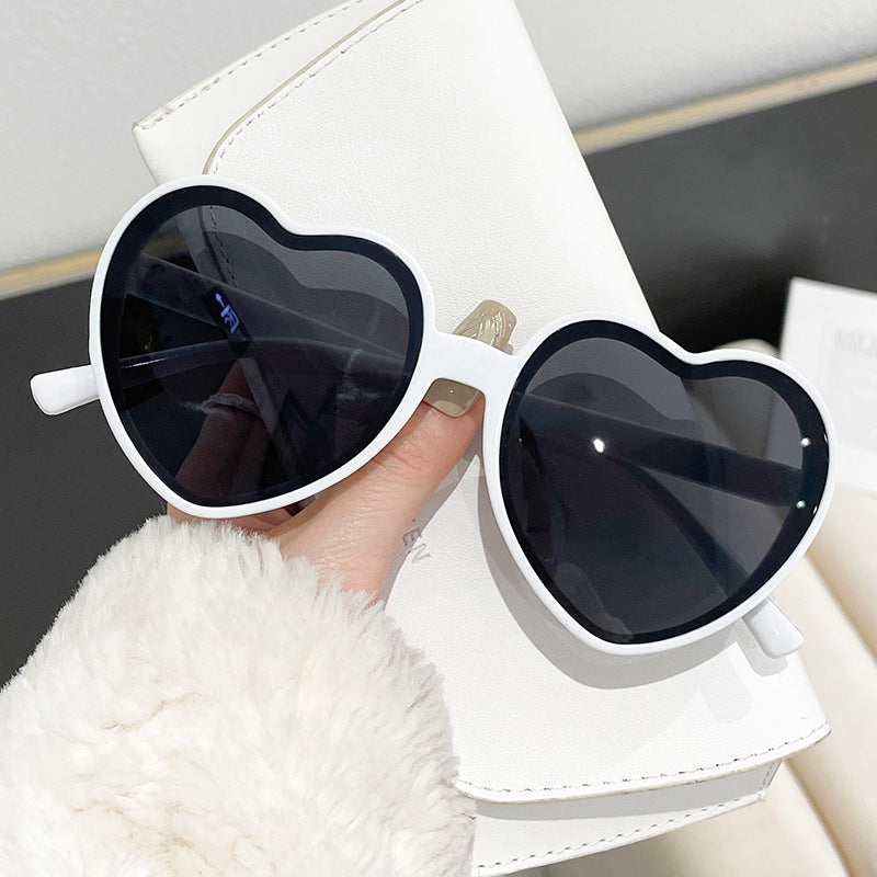 Damen verspielte Herzform Sonnenbrille Karnz