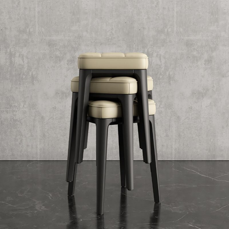 Hocker Karnz