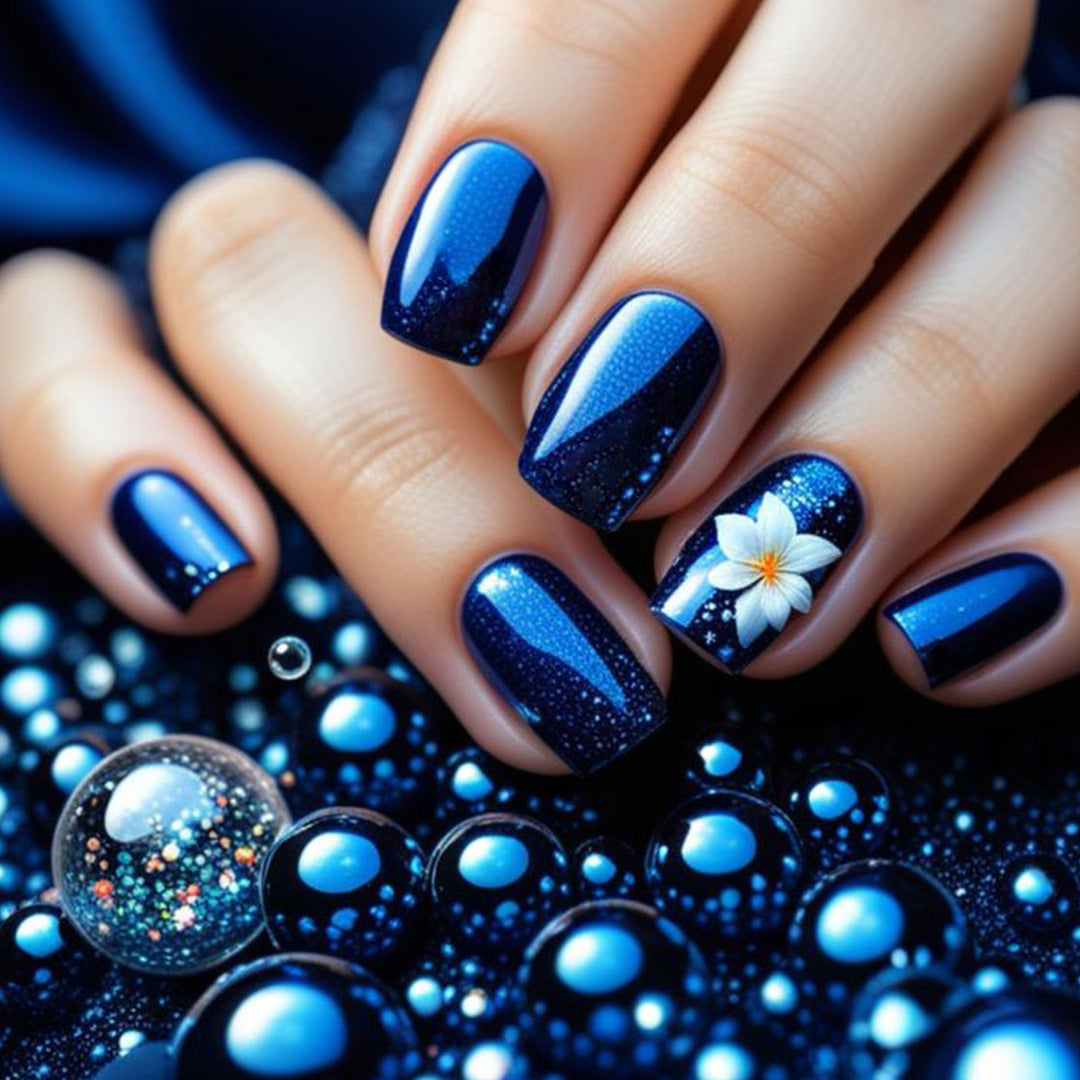 Dekoratives Florales Nagelkunstset Karnz