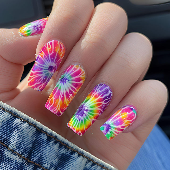 Kreative Nagelkunst Im Psychedelischen Design Karnz