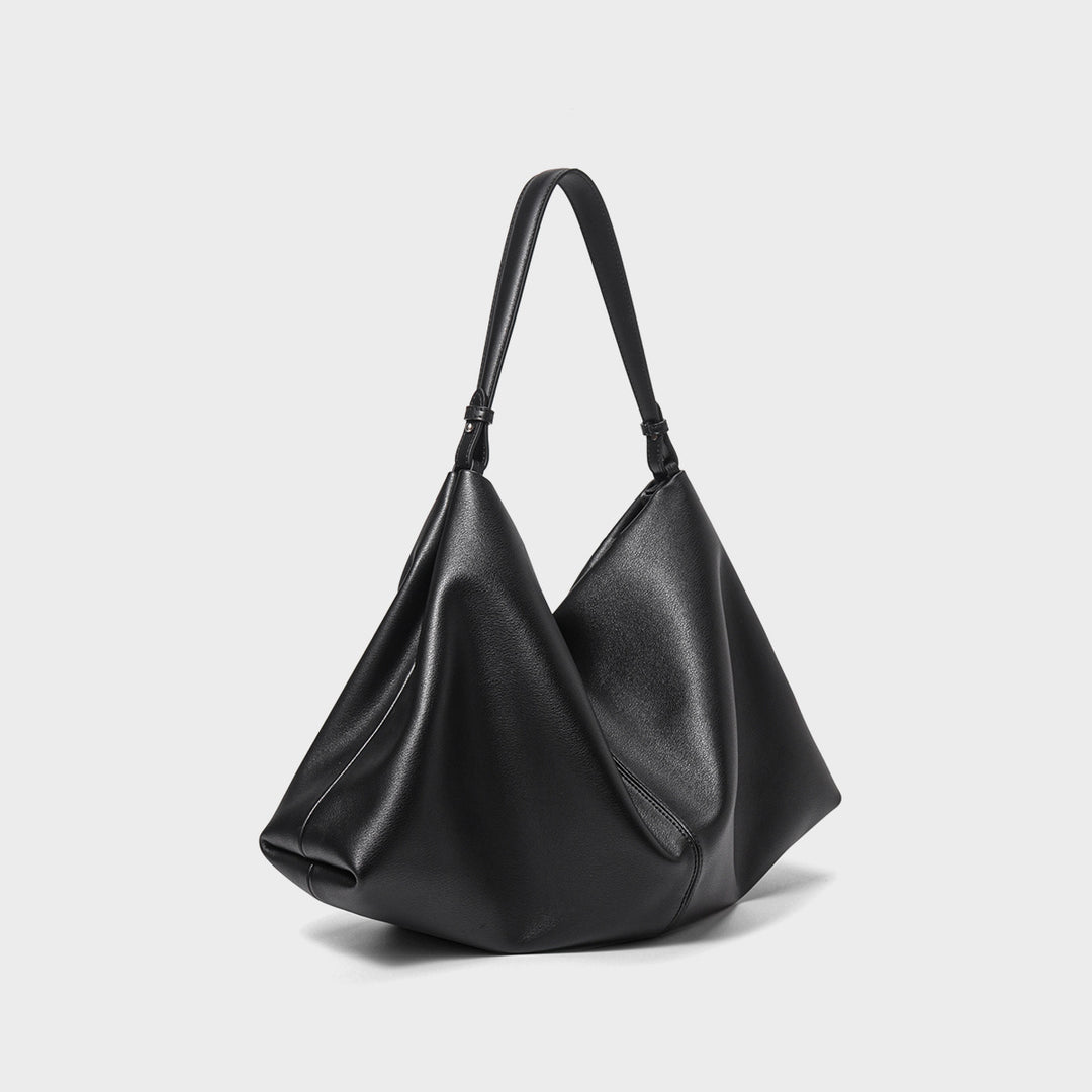 Skulpturaler Slouch Hobo Umhängetasche mit kontrastierendem Obergriff