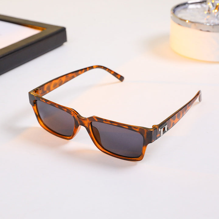 Damen modische ergonomische Lesebrille Karnz
