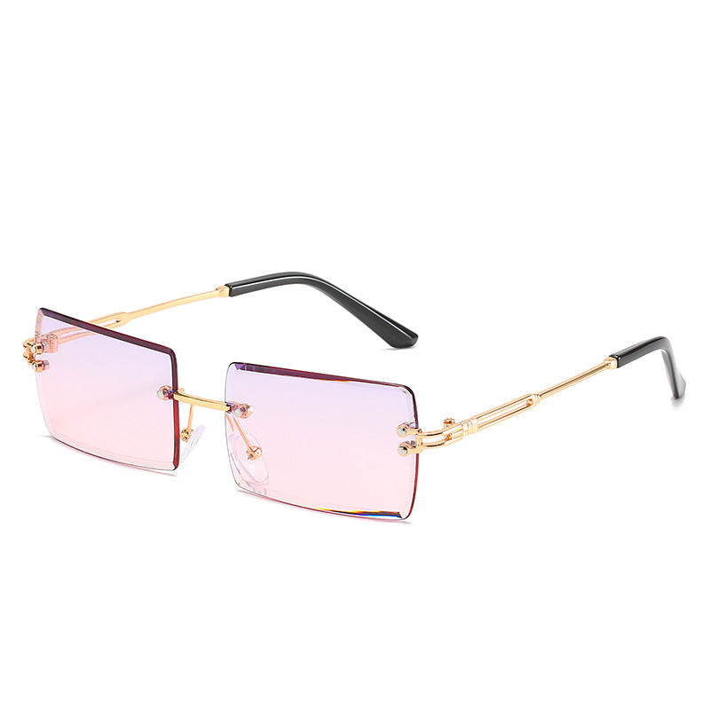 Damen modische Sonnenbrille mit einzigartigem rechteckigen Rahmen und funkelnden Details Karnz