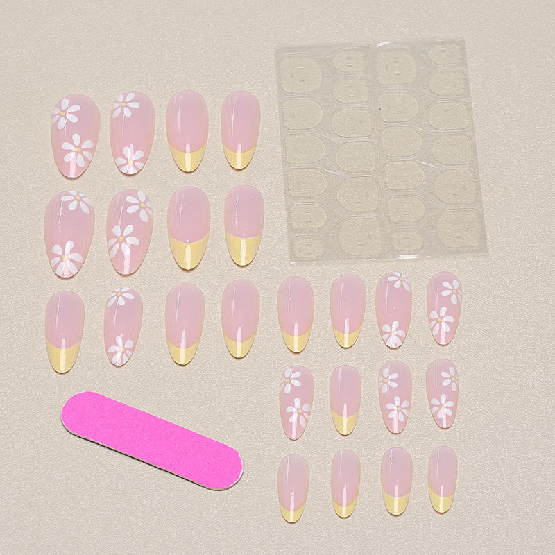 Elegante florale Nagelkunst