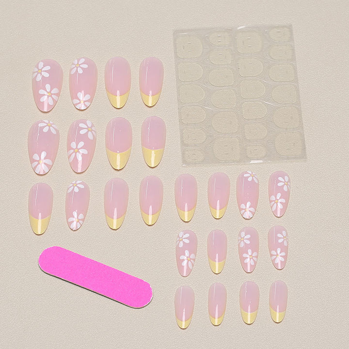 Elegante florale Nagelkunst