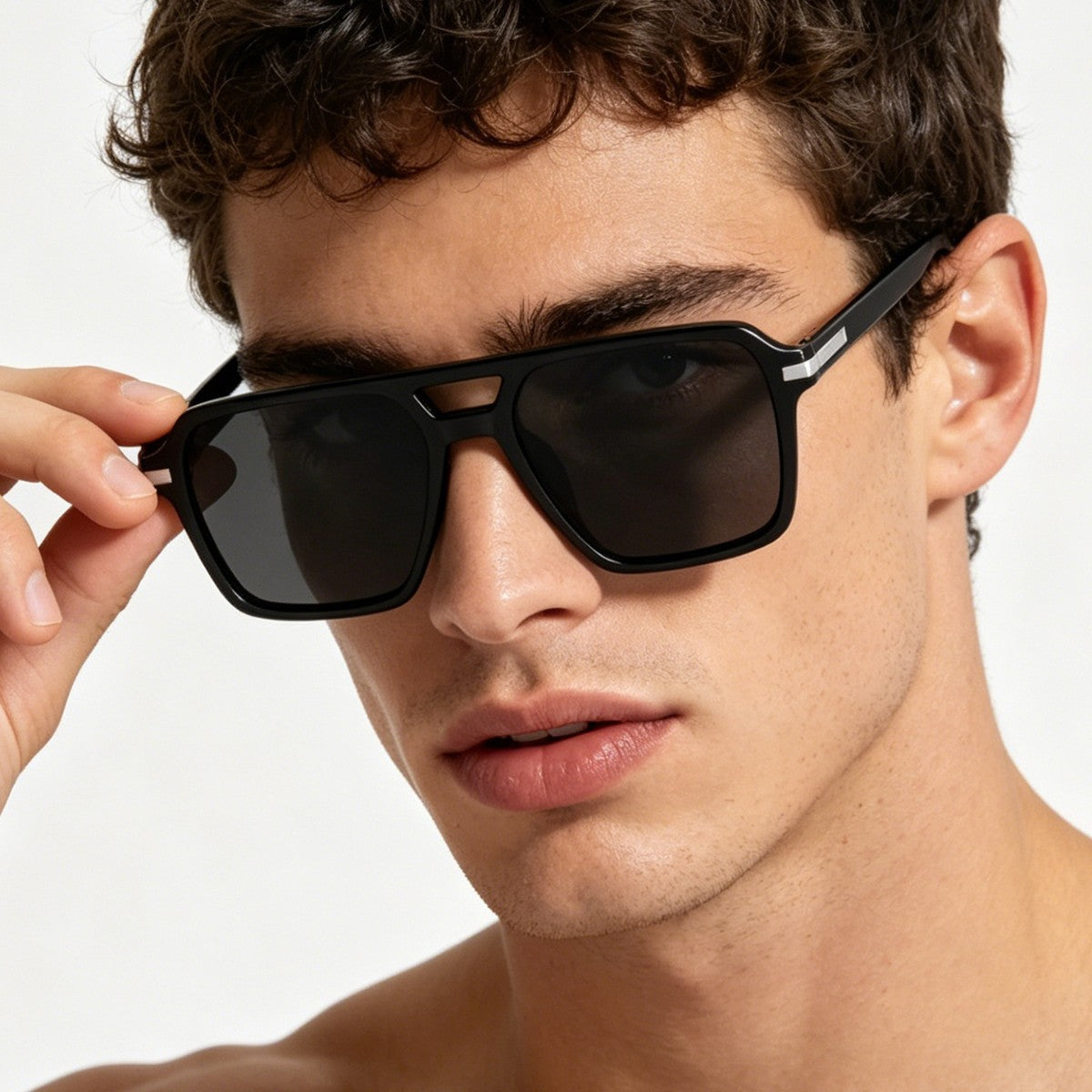 Damen quadratische Sonnenbrille mit elegantem transparentem Rahmen Karnz