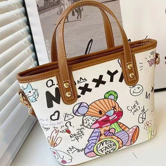 Kreative Handtasche Im Bunten Kunststil Karnz