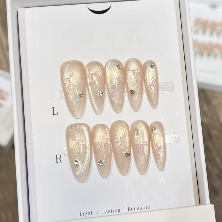 Elegantes wiederverwendbares Press-On-Nagelkunstset