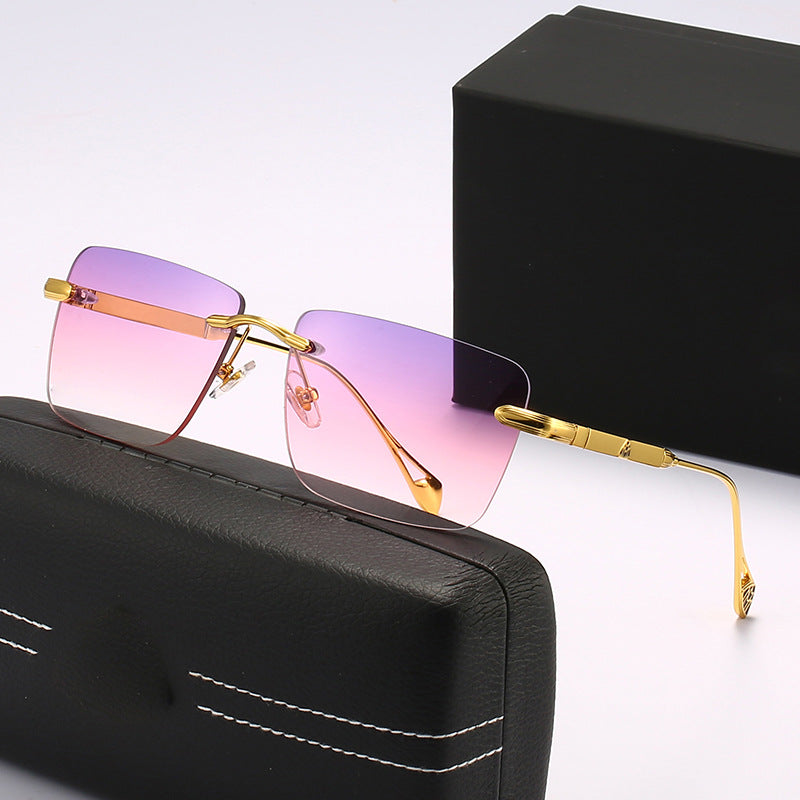 Damen modische quadratische Sonnenbrille mit luxuriösen Metall-Akzenten Karnz