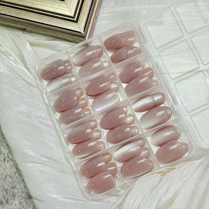 Glänzende Press-On Nagelspitzen Kollektion Karnz