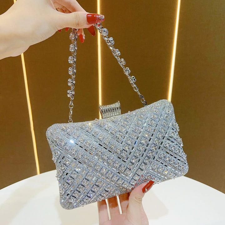 Kristallbesetzte Abendclutch
