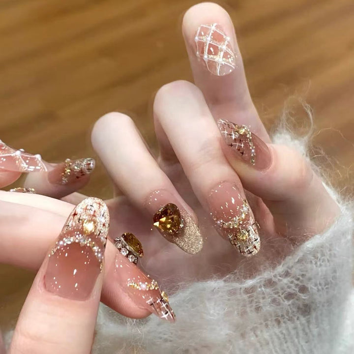 Dekorative Press-On Nagelkunst Karnz