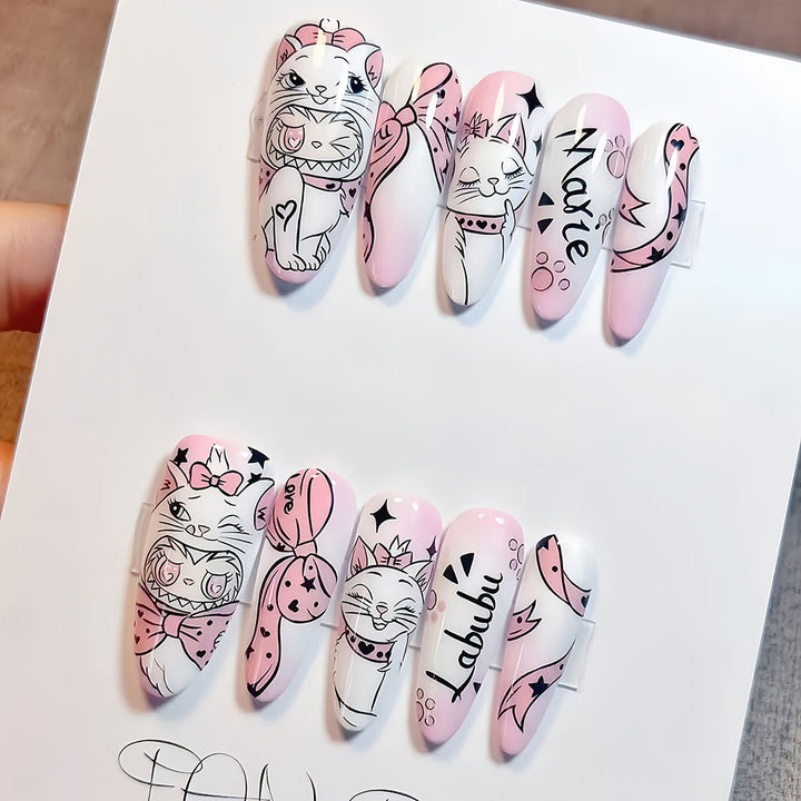 Elegante Nagelpflege Karnz