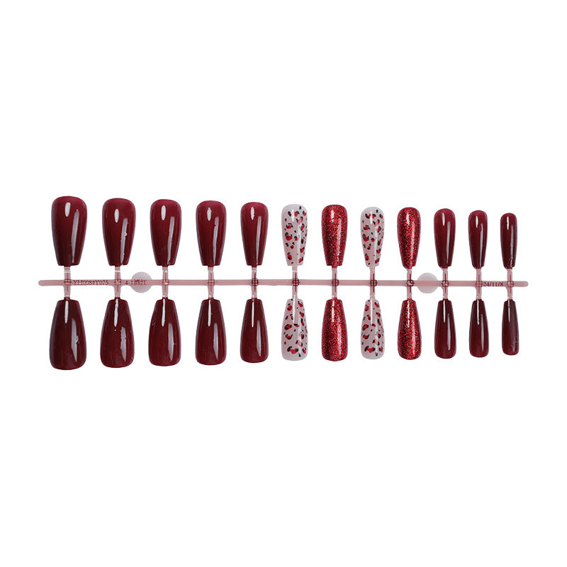 Glamouröses Press-On Nagelkunstset Karnz