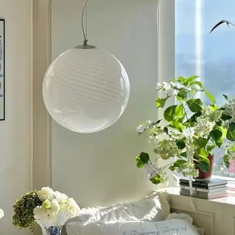 Elegant Skulptur Pendelleuchte