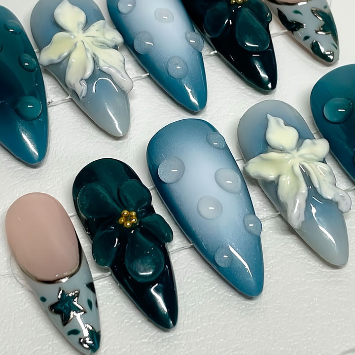 Künstlerisches Gel-Nagelkunst-Design Karnz
