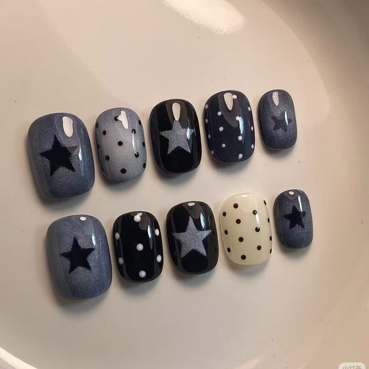 Künstlerisches katzenmotiviertes Press-On-Nagelkunstset Karnz