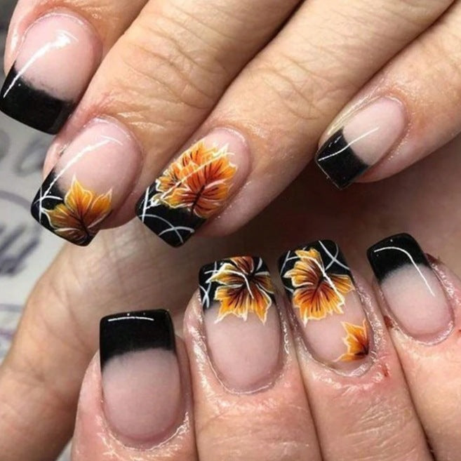 Herbst-inspirierte Nagelkunst-Verstärkungen Karnz