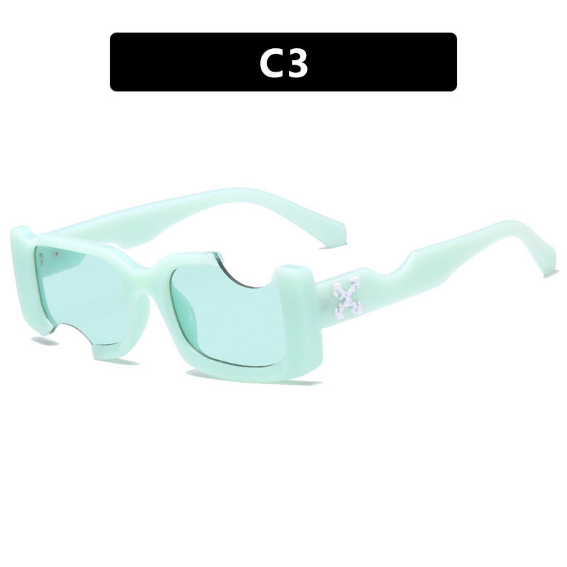 Damen modische Sonnenbrille mit markantem Design und robustem Kunststoffrahmen Karnz