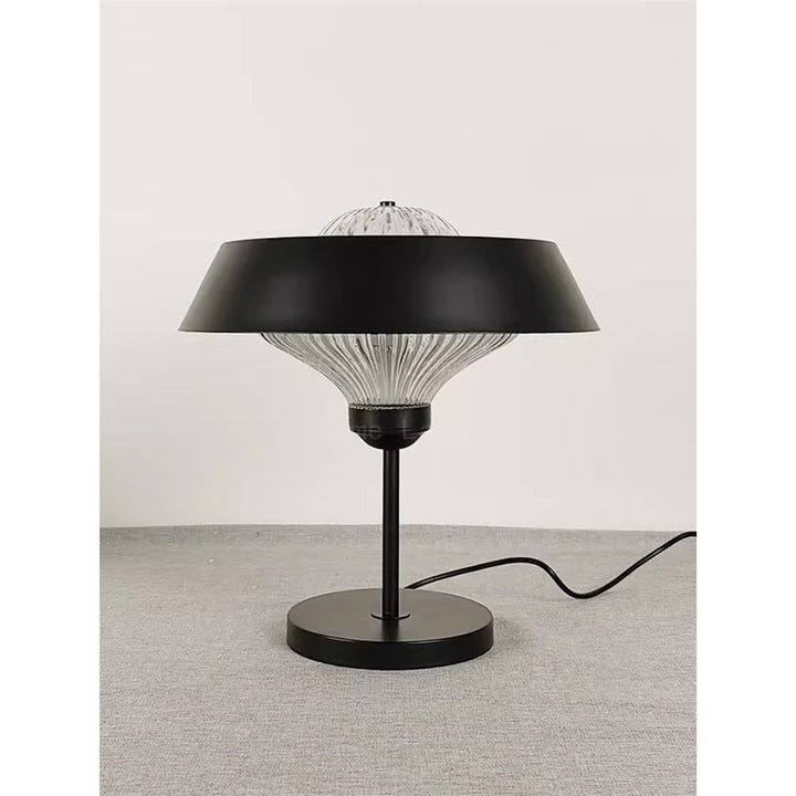 Moderne muschelförmige Tischlampe