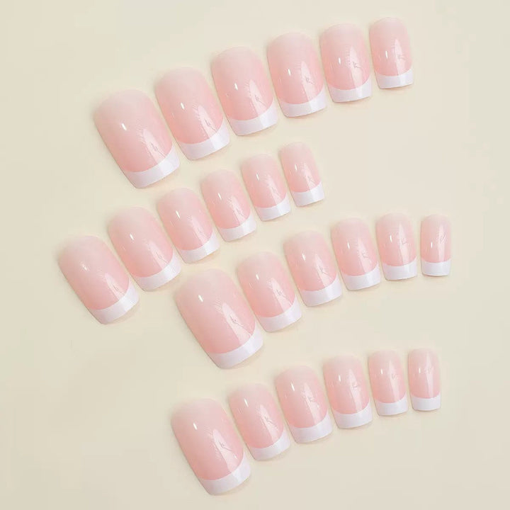 Elegante French Tip Druck-Nägel