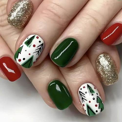 Festliche Weihnachtsnagelkunst Karnz