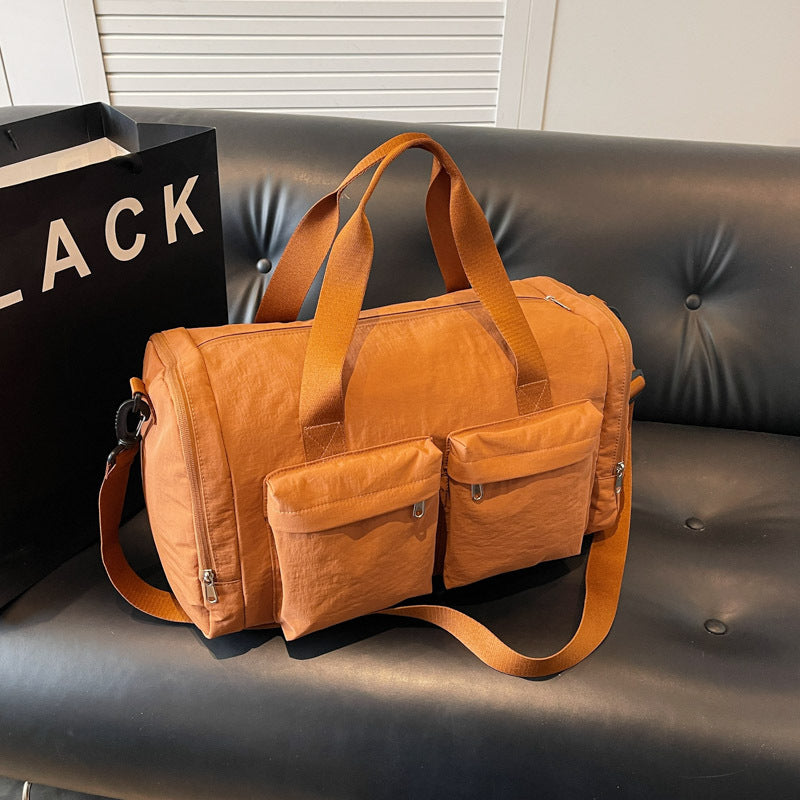 Vielseitige Sport-Reise-Duffletasche mit Mehrfachtaschen-Design Karnz
