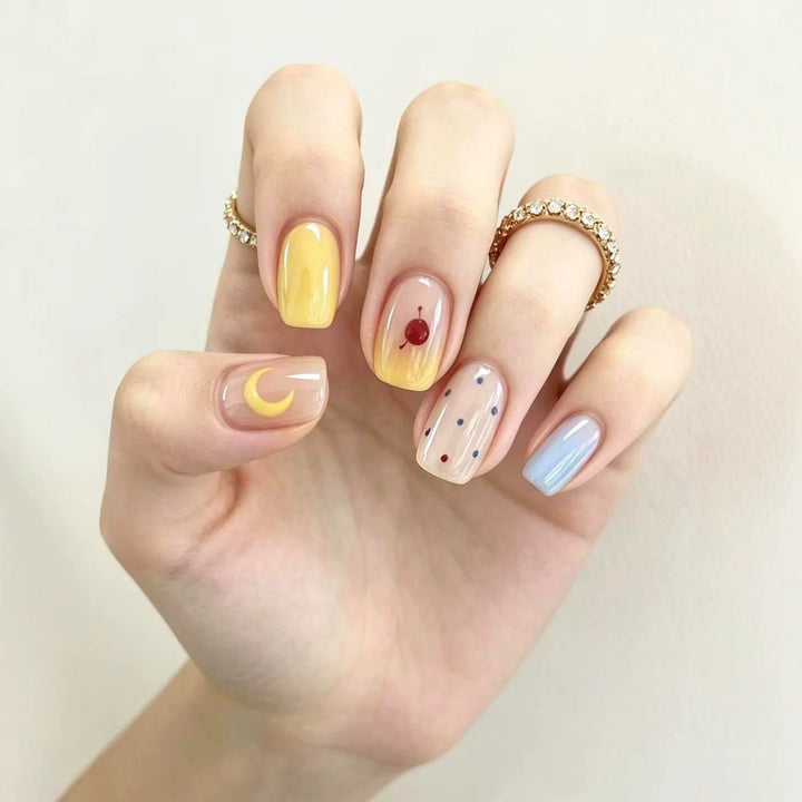 Künstlerische Nagelverlängerungen