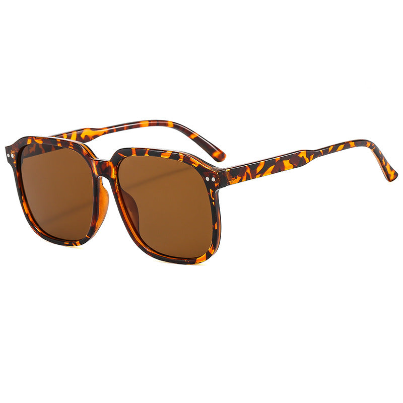 Damen quadratische Sonnenbrille mit modernem Kunststoffgestell Karnz