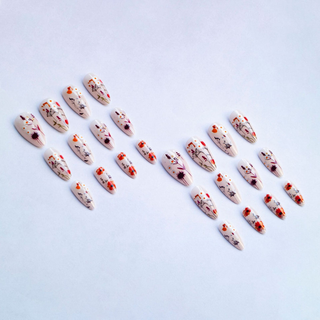 Künstlerisches Nageldesign