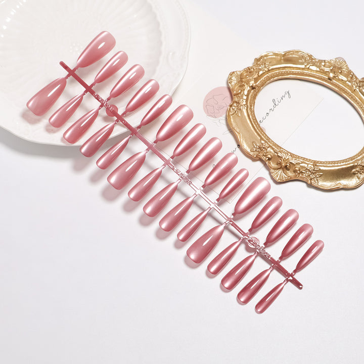 Gel-Nagel-Spitzen Karnz