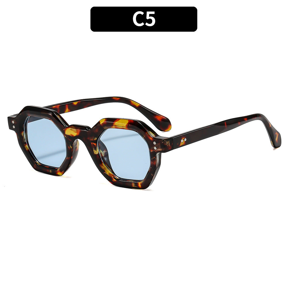 Modische Winkelsonnenbrille
