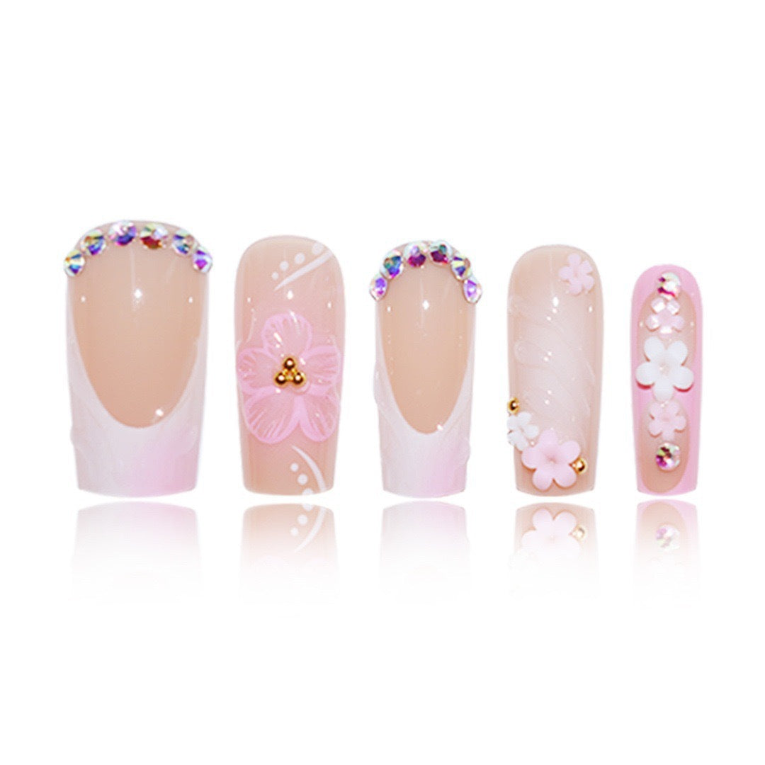 Dekorative Blumige Acryl-Nagelverzierungen Karnz