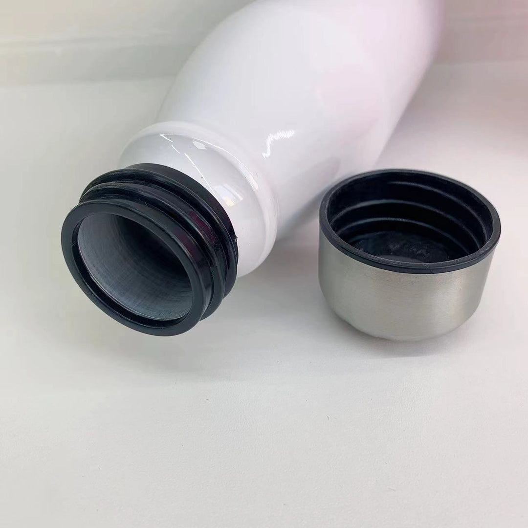 Isolierte Sport-Wasserflasche Karnz