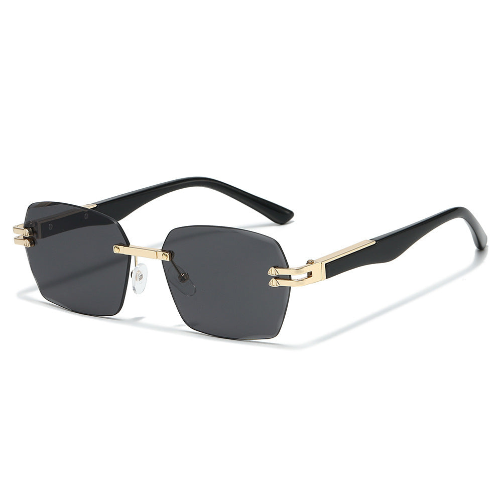 Oversized geometrische Sonnenbrille mit Metallelementen Karnz