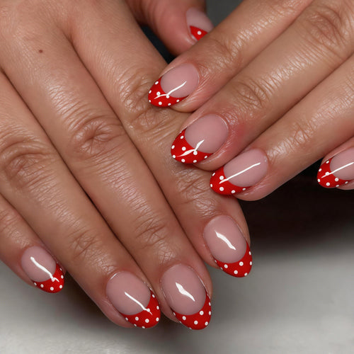 Dekoratives French Tip Nagelkunst Set Karnz