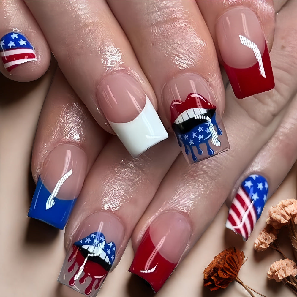 Kunstnägel im patriotischen Stil Karnz