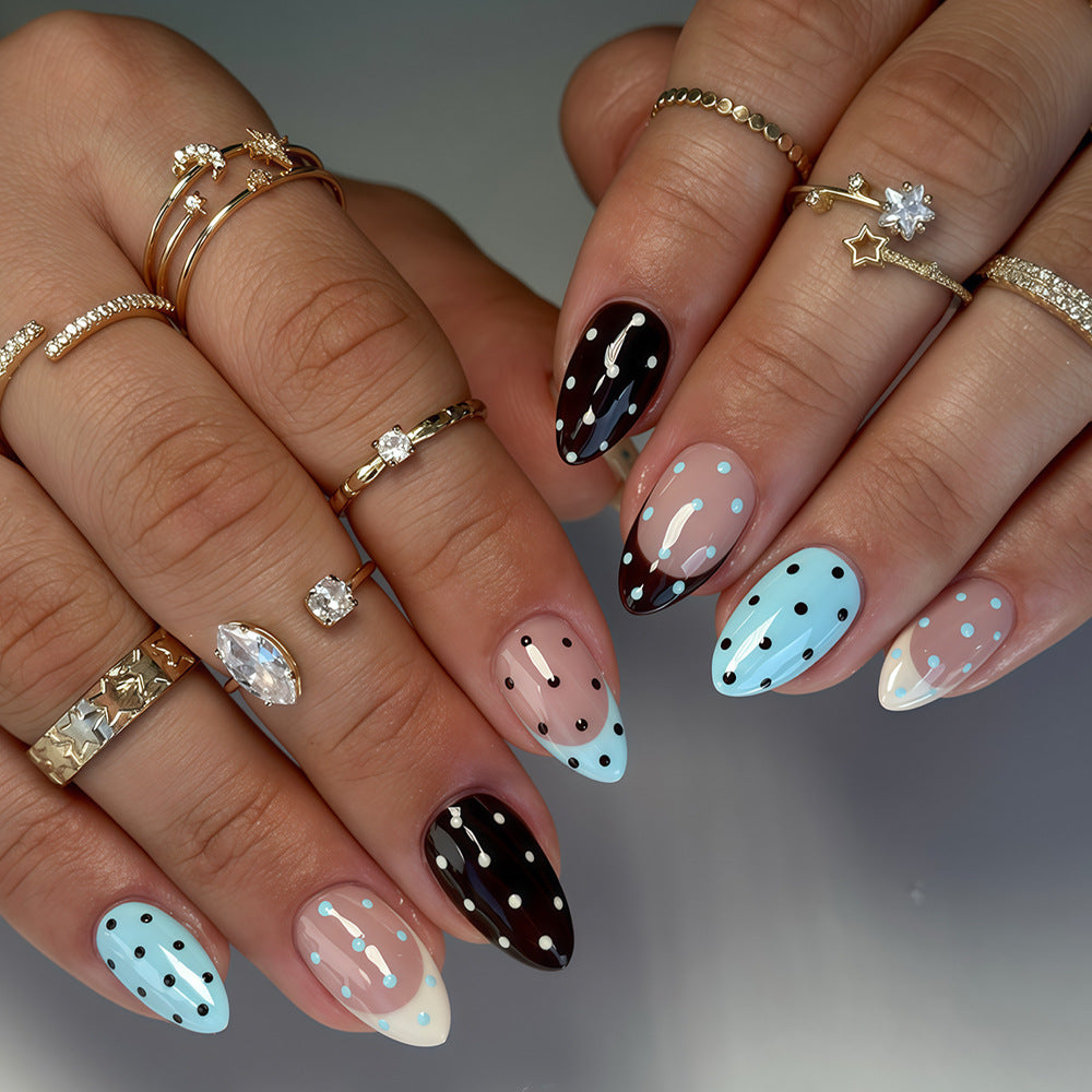 Künstlerisches Stiletto Nageldesign Set Karnz