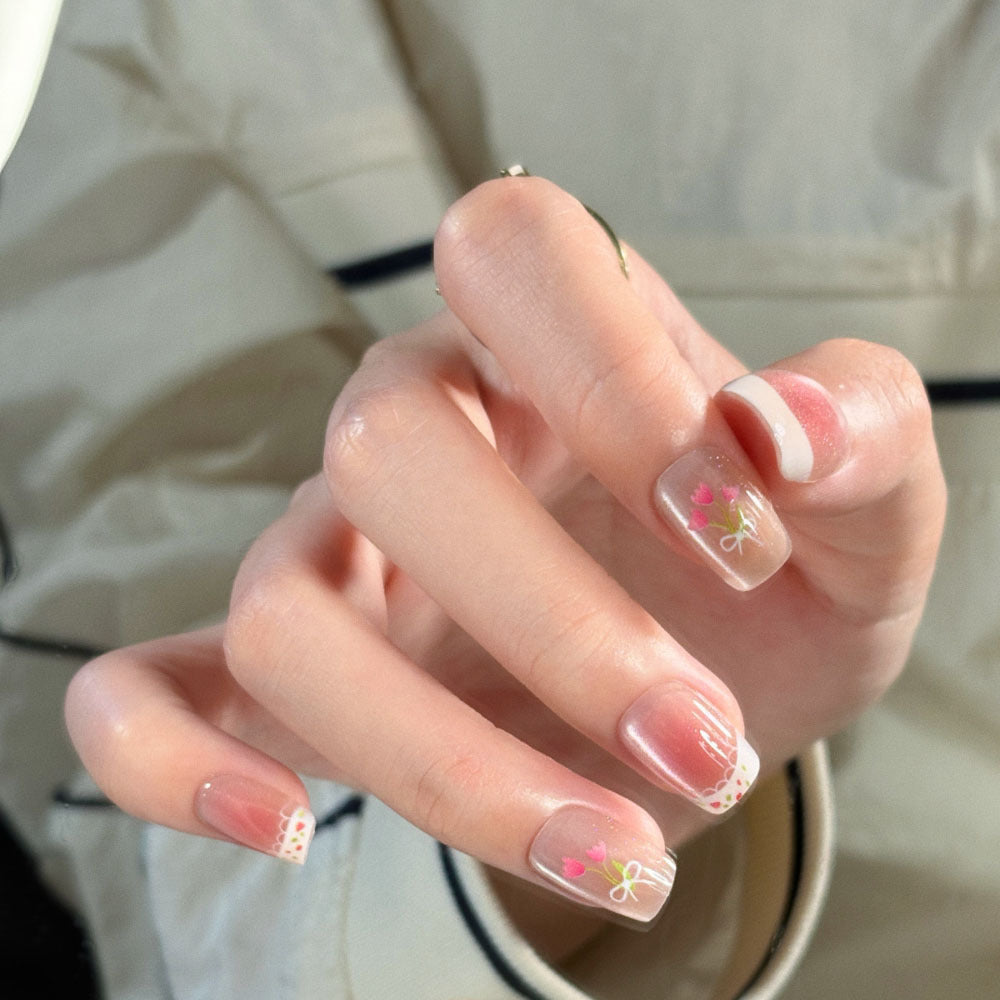 Elegante Stiletto Press-On Nagelset mit silbernen Verzierungen Karnz