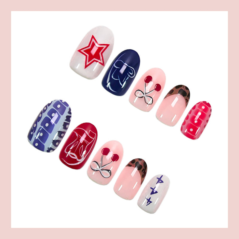 Kunstnagelset mit kreativem Mustermix Karnz