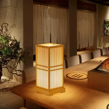 Tatami Japanische Nachttischlampe mit Holz-Bambusschirm | Karnz