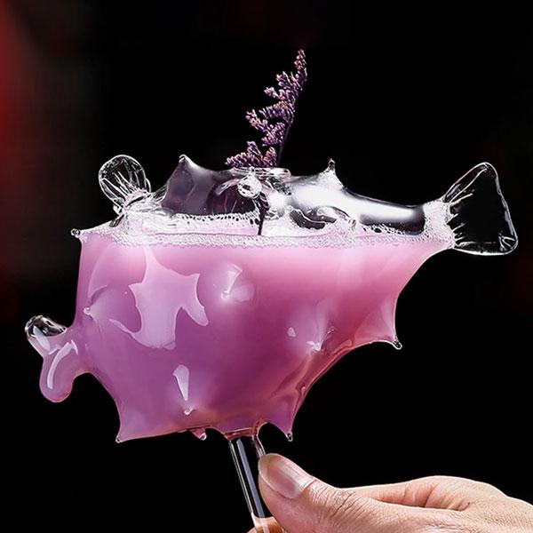 Puffersfish-förmiges Cocktailglas mit Glasstrohhalm | Karnz