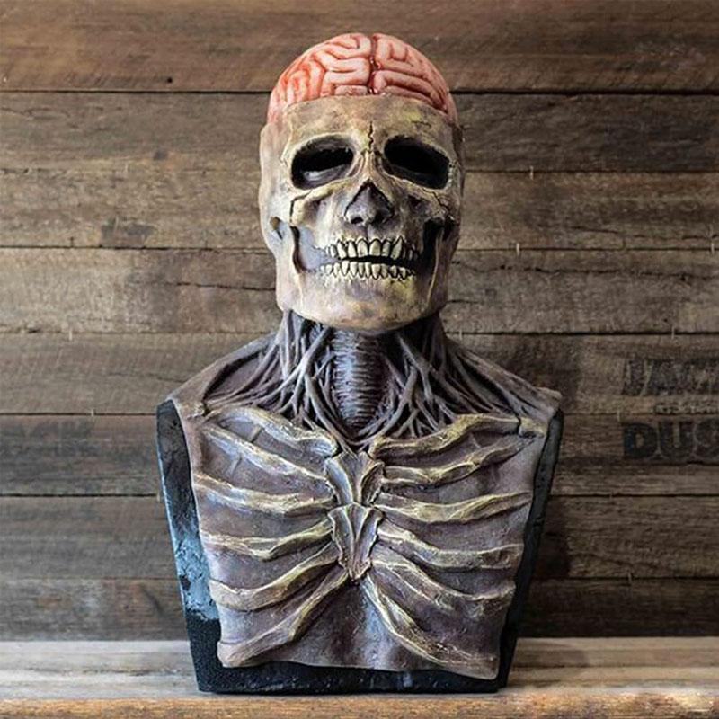 Halloween-Totenkopfmaske mit Gehirndetails