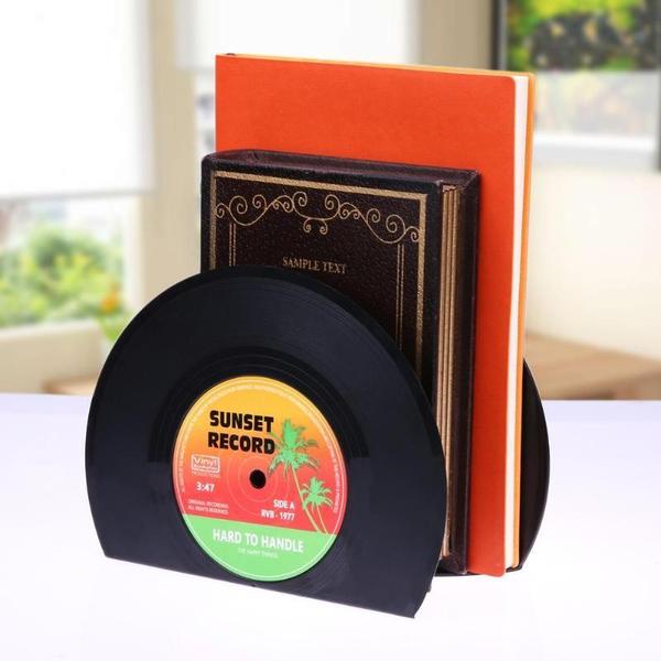 Retro Vinylplatten Buchstützen | Karnz