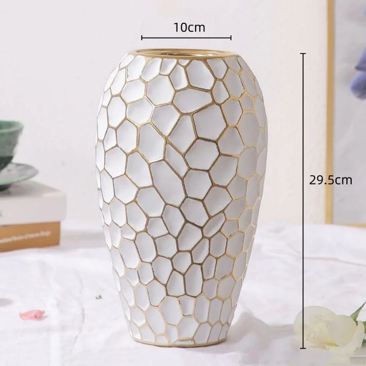 Karnz | Elegante Keramikvase mit goldenen Akzenten